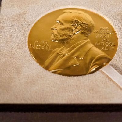 NOBEL-PRIZE/MEDICINE