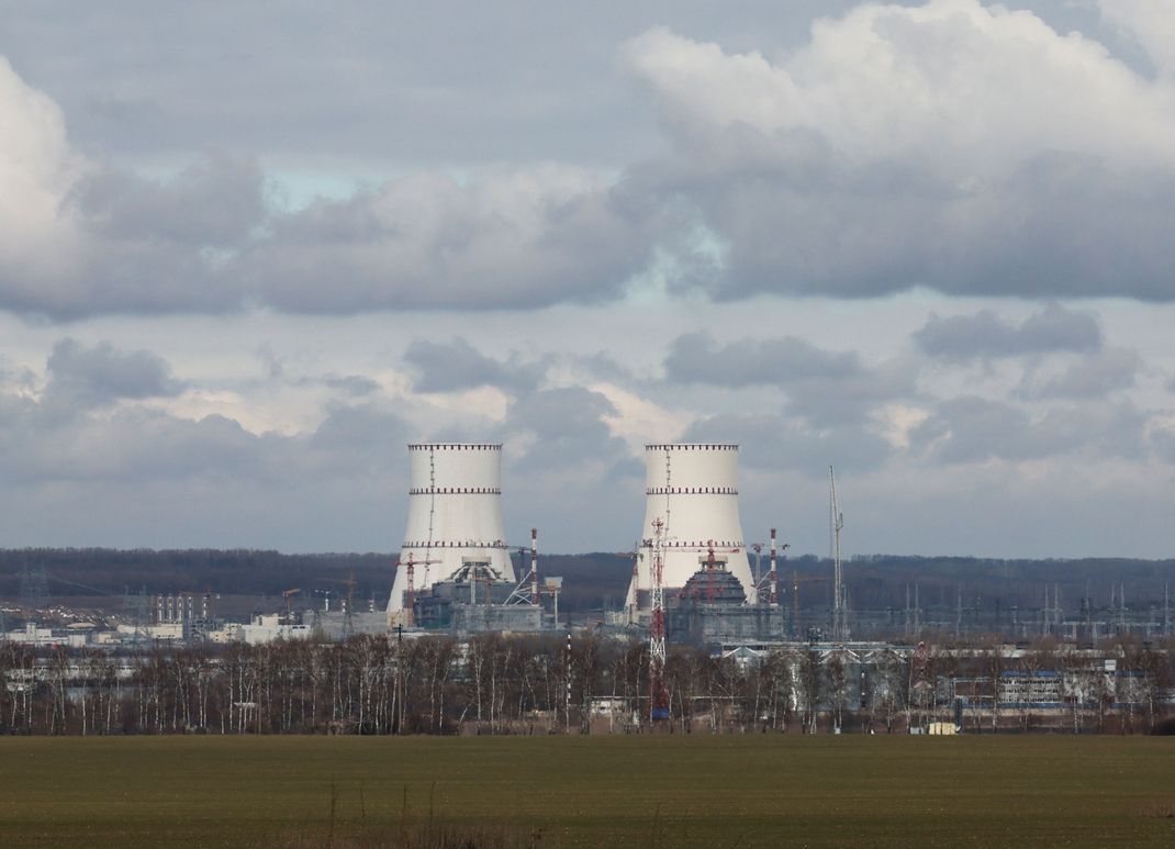 Angesichts der russischen Angriffe auf die Ukraine bleibt besonders die Lage rund um die Kernkraftwerke in dem Land kritisch. (Archivbild)