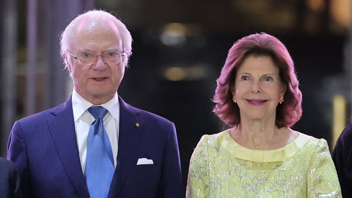 Swedish Royals Attend Gala of Mexico's Folk Ballet