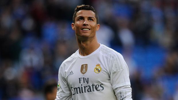 
                <strong>Ronaldo: Das sind meine Top 5 Youngster</strong><br>
                Cristiano Ronaldo ist bereits dreifacher Weltfußballer. Jetzt verrät der Portugiese "BT Sport", wer für ihn die nächste Nummer eins werden könnte und benennt seine fünf besten Nachwuchstalente.
              