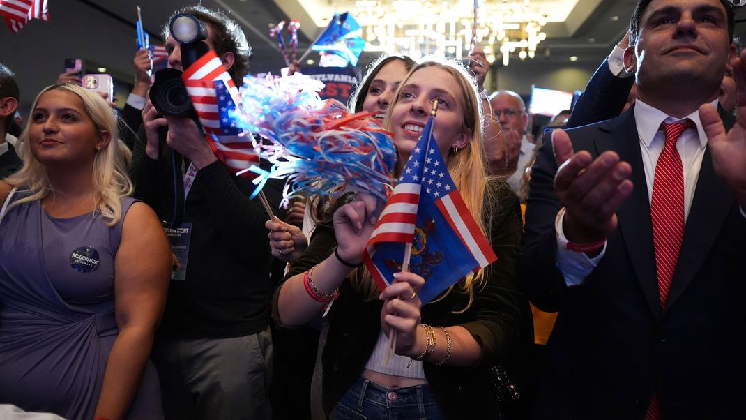 Trump-Unterstützer jubeln in Pittsburg, Pennsylvania.