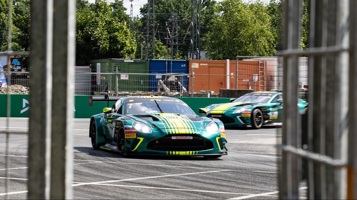 Damit hätte wohl niemand gerechnet: Der Aston Martin landete auf Platz zwei