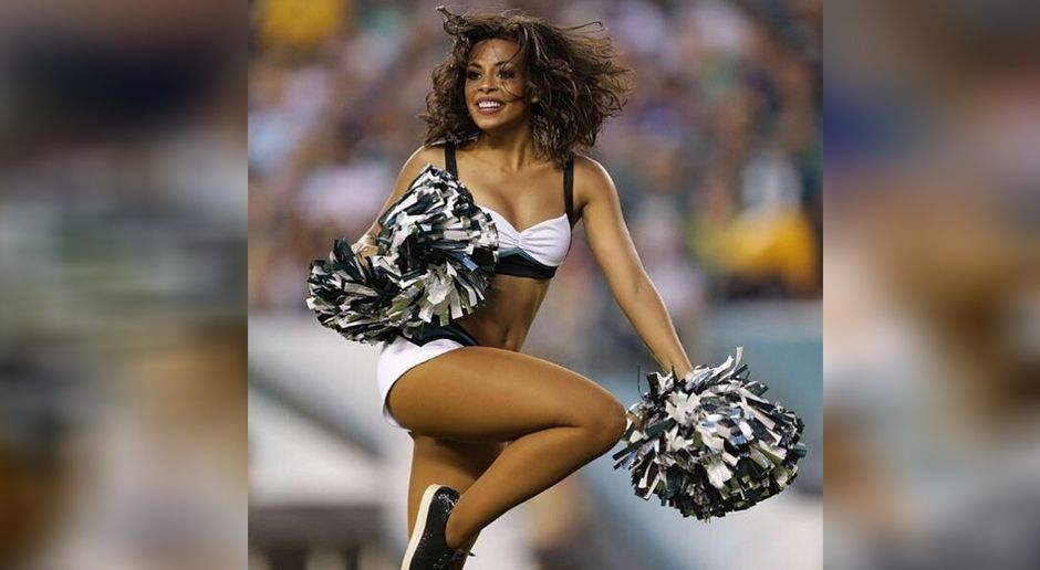 
                <strong>Eagles-Cheerleader</strong><br>
                Beginnen wir mit den Cheerleadern der Philadelphia Eagles. Hübsch, hübsch ...
              