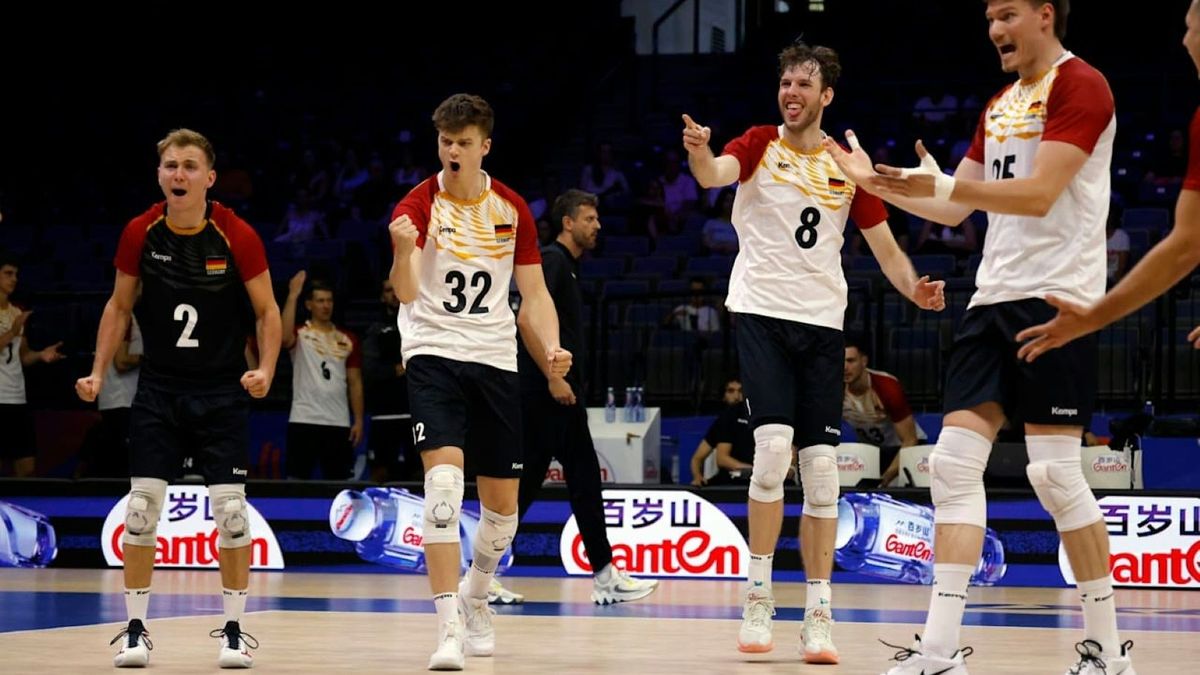 Das DVV-Team feiert einen Punktgewinn