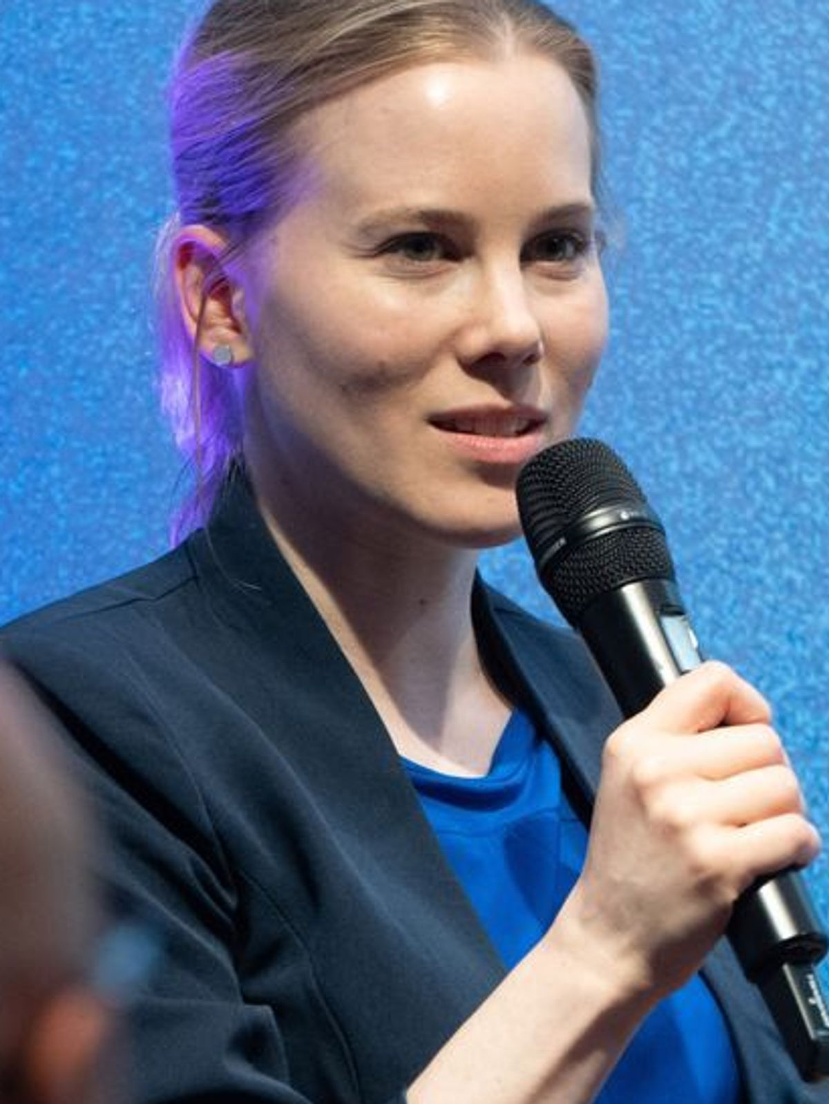 Julia Ruhs bleibt Moderatorin der Sendung „Klar“ beim BR – der NDR hat sich hingegen von ihr getrennt.