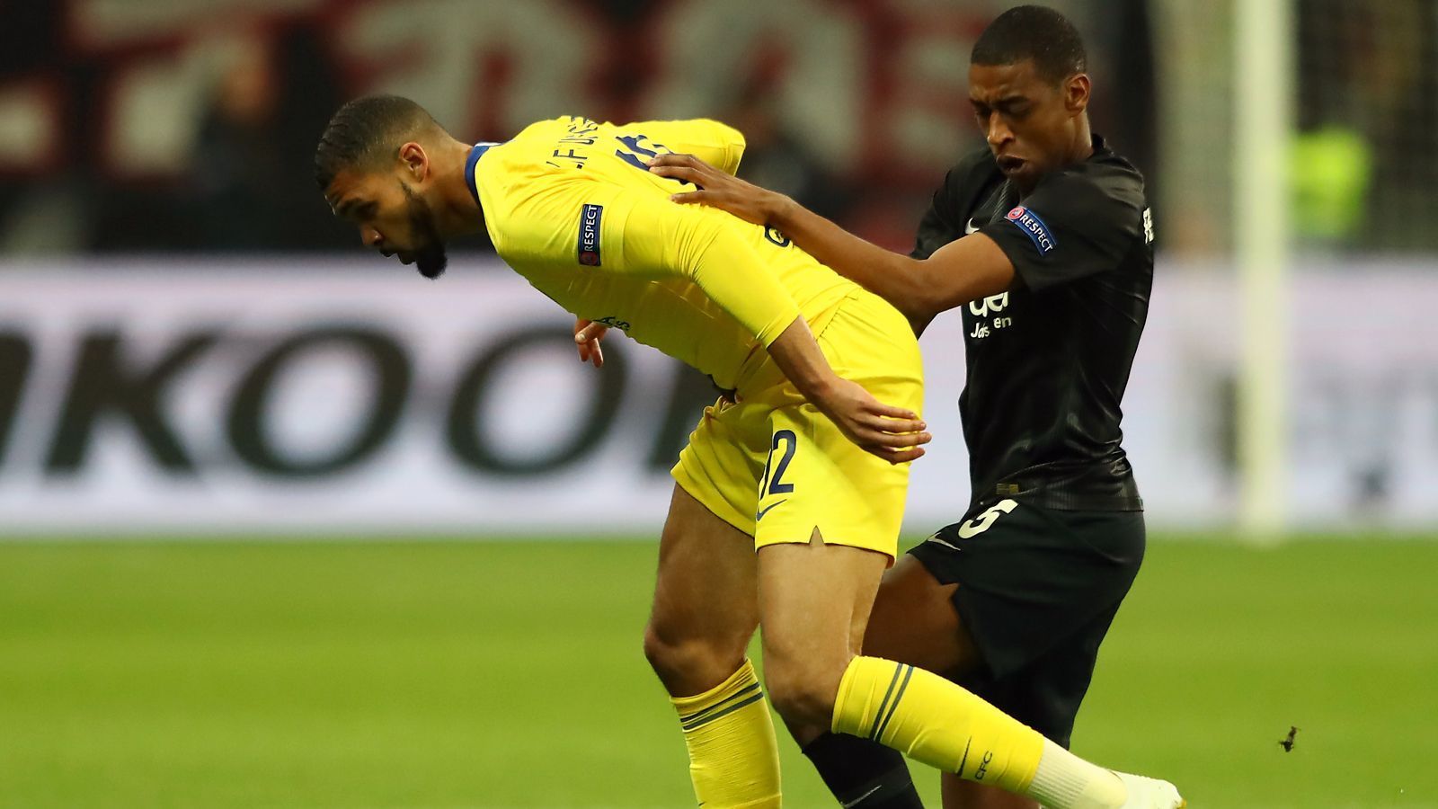 
                <strong>Gelson Fernandes</strong><br>
                Nicht immer auf der Höhe, läuft oft hinterher, dazu mit einer breiten Streuung, was sein Spiel nach vorne betrifft. Einige unglückliche Aktionen, blass. Geht in der 73. Minute runter. ran-Note: 4
              