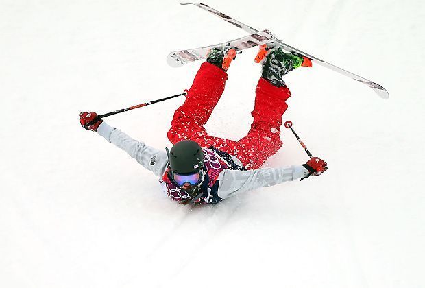 
                <strong>Diver auf dem Schnee</strong><br>
                Tolle Show-Einlage: Die US-Amerikanerin Devin Logan rutscht auf dem Bauch durch den russischen Schnee und darf sich am Ende über die Silber-Medaille freuen.
              