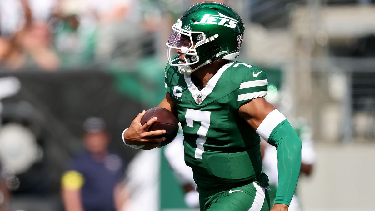 Buffalo Bills v New York Jets - NFL 2025