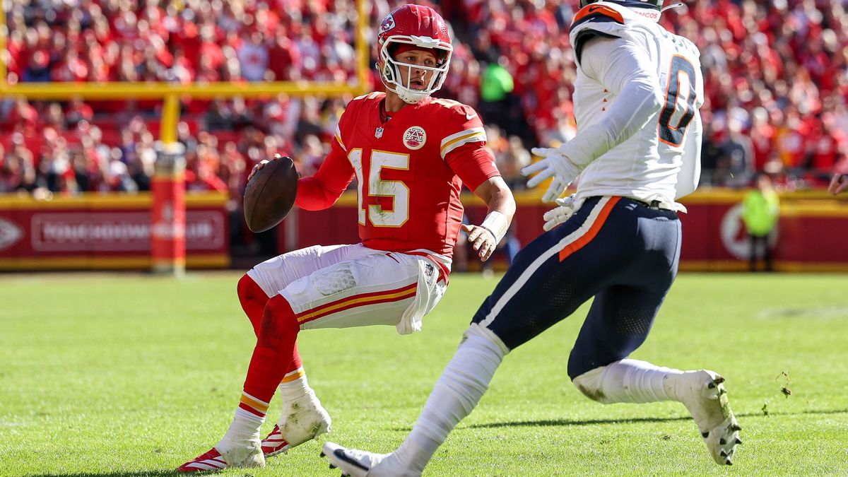 Mahomes Broncos
