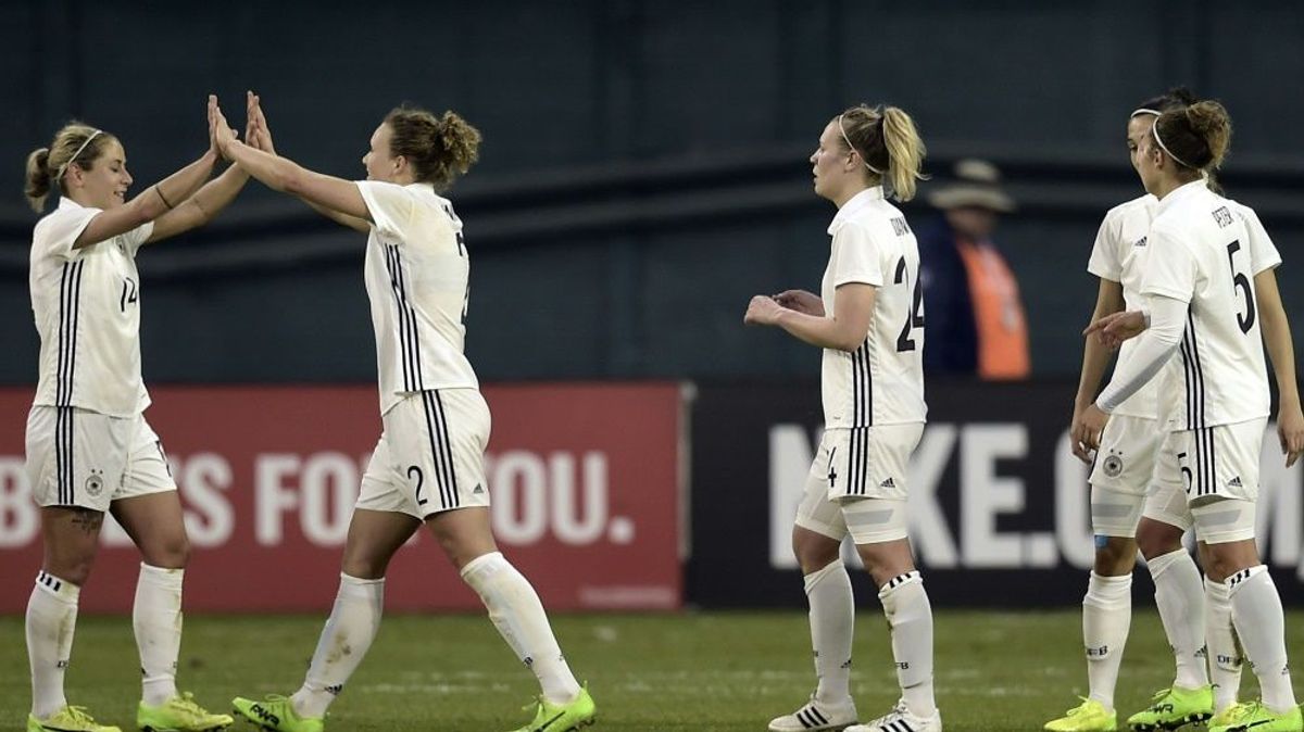 Zweiter Platz für die DFB-Frauen