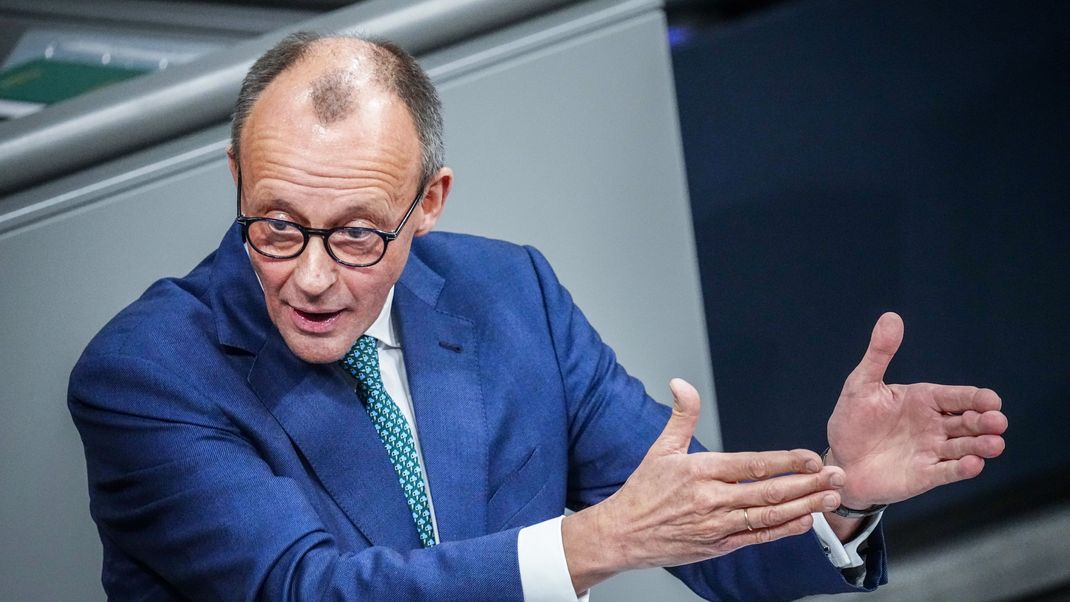 Friedrich Merz, CDU-Bundesvorsitzender und Unionsfraktionsvorsitzender, stellt Bedingungen für eine Regierung mit dem BSW.