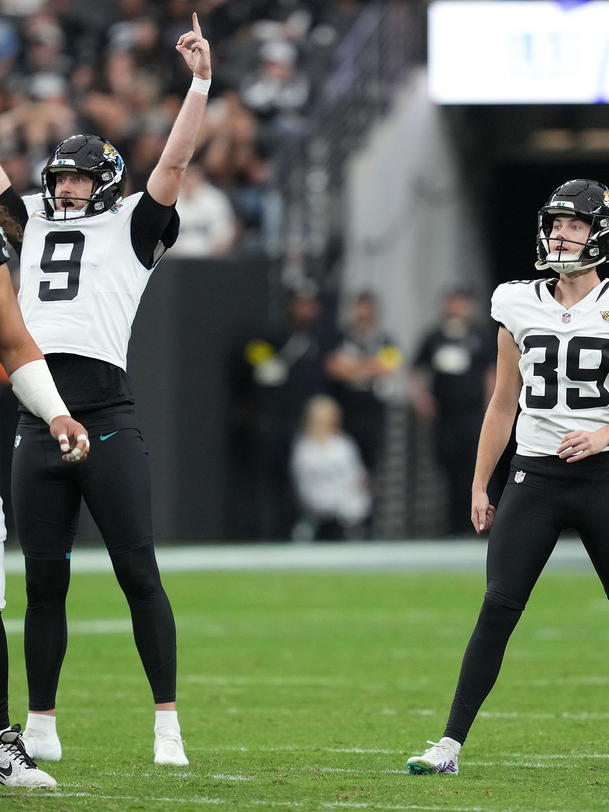 Jacksonville Jaguars v Las Vegas Raiders