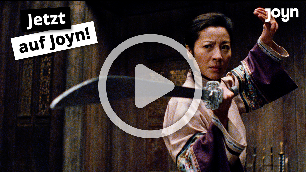 Michelle Yeoh im Film "Tiger and Dragon" (2000; Original: "Crouching Tiger, Hidden Dragon").