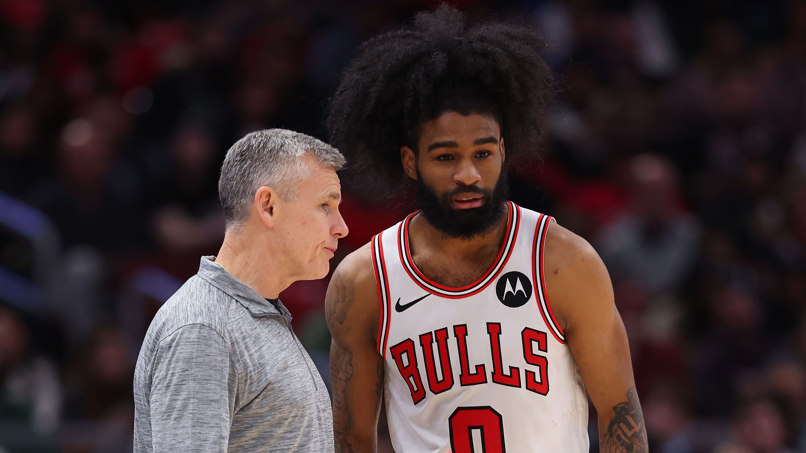 <strong>21. Chicago Bulls (zuvor Rang 20, 35:38)</strong> <br>Gegen den stärkeren Westen haben die Bulls eine 16:14-Bilanz – der viertbeste Wert aller Ost-Teams. Doch gegen Mannschaften aus der eigenen Conference ist die Bilanz klar negativ. So gab es zuletzt wieder Niederlagen gegen die Celtics und Washington. Der klare Sieg gegen Indiana war stark. Chicagos Vorsprung auf Atlanta und Rang 10 beträgt nur noch 1,0 Spiele.