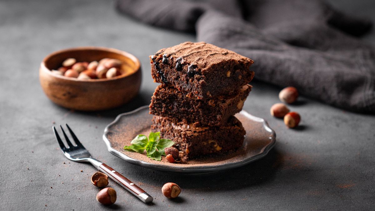 Vegane Brownies mit Banane und Datteln