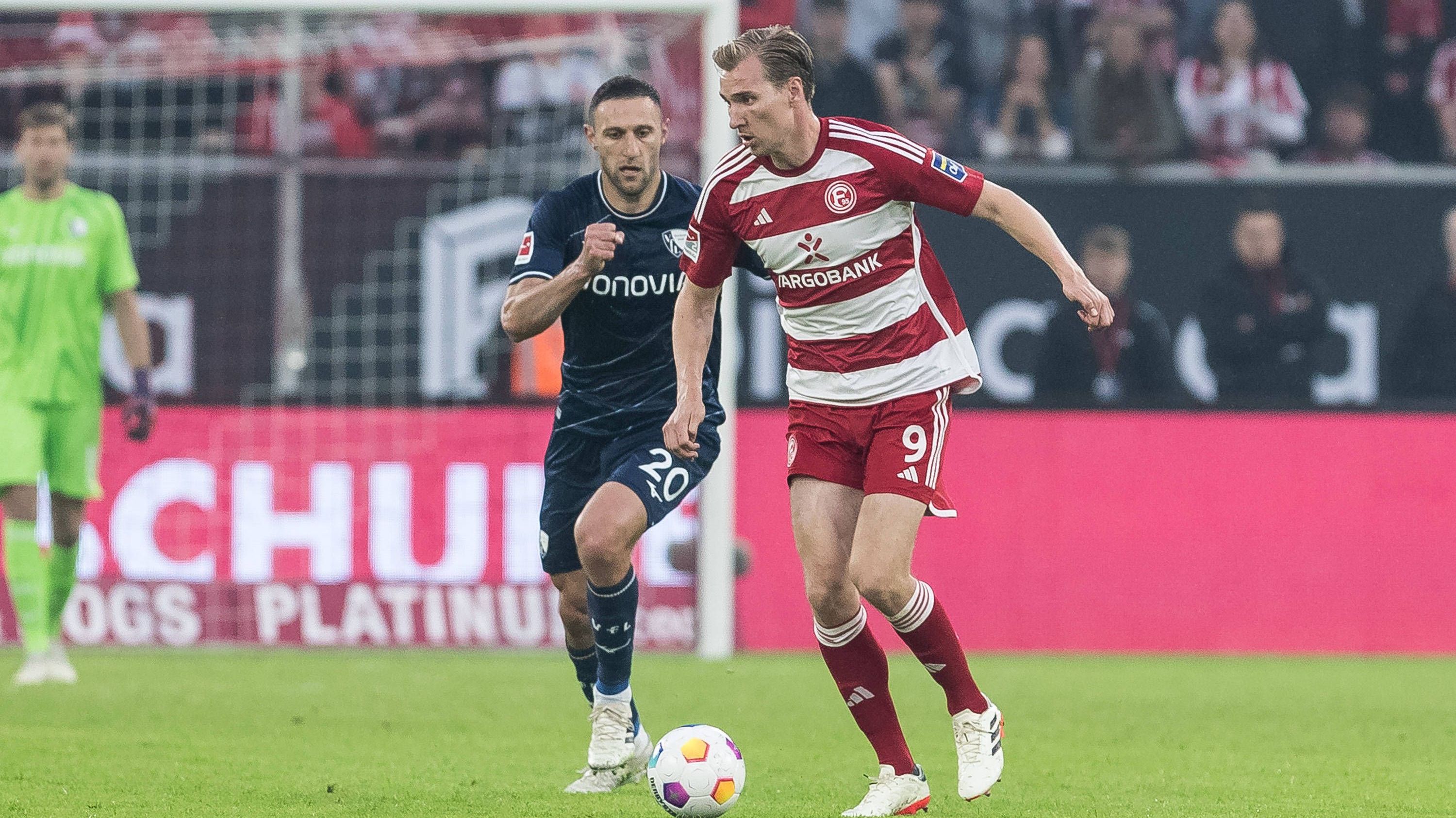 <strong>Vincent Vermeij (Fortuna Düsseldorf)</strong><br>Startet besser in die Partie als in Bochum. Dennoch kriegt die Fortuna ihren Stoßstürmer viel zu selten in die Angriffe eingebunden. Nach dem Seitenwechsel dann wie das gesamte Offensivspiel der Fortunen völlig abgemeldet. <strong><em>ran</em>-Note: 4</strong>