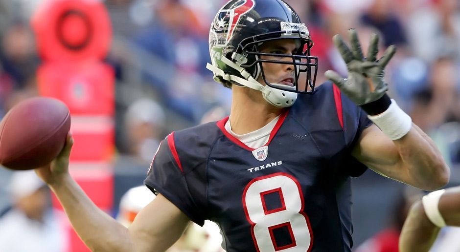 
                <strong>David Carr (Houston Texans)</strong><br>
                David Carr (1. Pick 2002, Houston Texans): Auch er kommt als First Overall Pick zum Expansion Team der Texans - und geht dabei völlig unter. Der Quarterback kassiert gleich in seiner ersten Saison 76 Sacks und 21 Fumbles - und führt sein Team nur zu vier Siegen. Nach der Saison 2006 ist für Carr bei den Texans Schluss, seine Karriere beendet er 2012 bei den New York Giants.
              