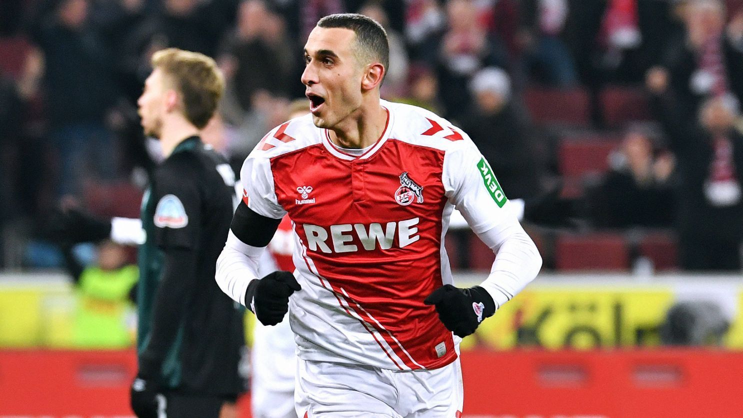 
                <strong>Gewinner: Ellyes Skhiri (1. FC Köln)</strong><br>
                Steht bei den Kölnern schon zum wiederholten Mal im Fokus von Wechselgerüchten. Schafft es aber auch gegen Bremen, sich davon auf dem Platz überhaupt nicht aus der Konzentration bringen zu lassen. Seine Leistung absolut sehenswert, genauso wie sein artistischer Seitfallzieher zum 6:1. Sein zweites Tor an diesem Abend.
              