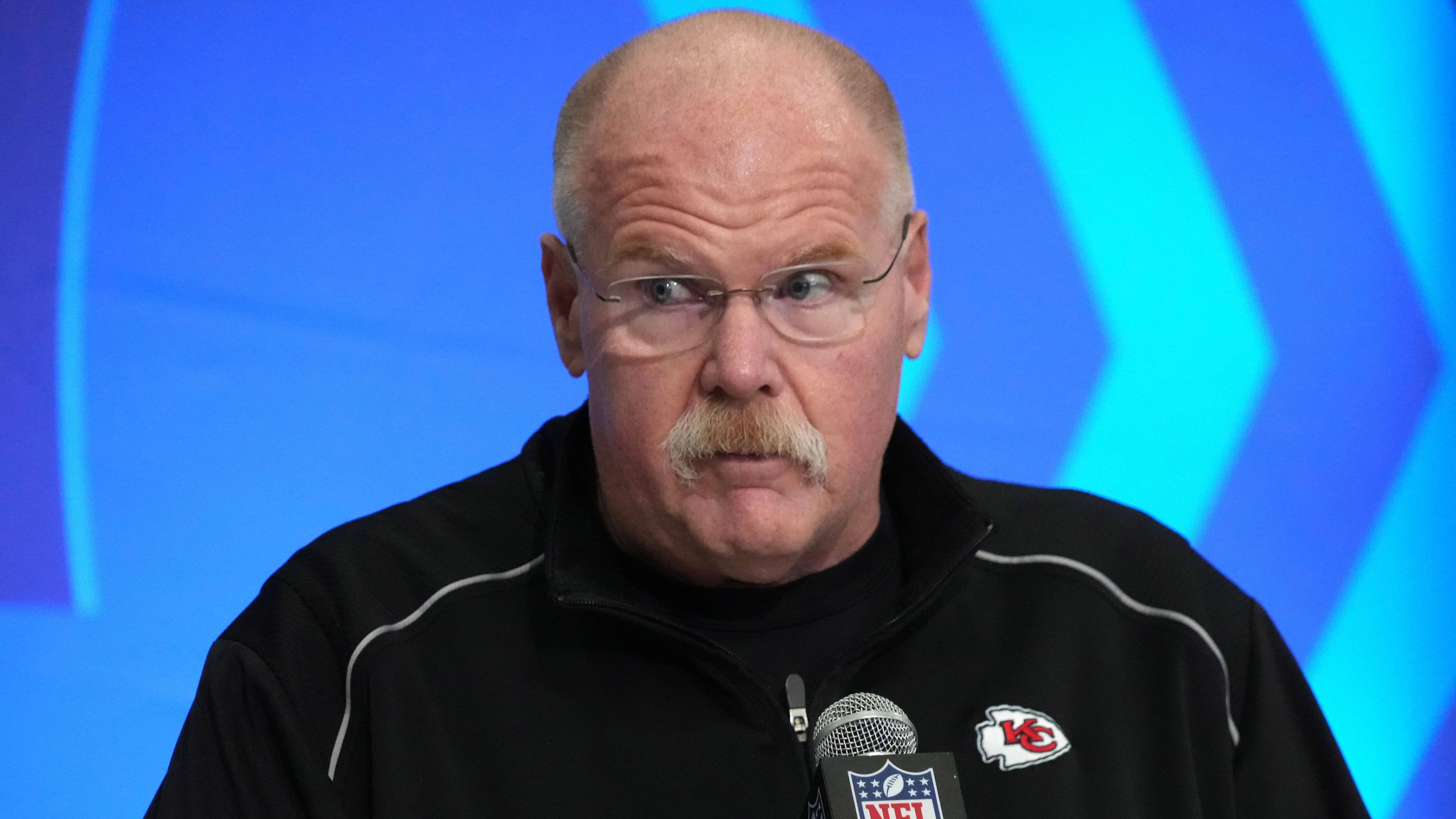 <strong>Andy Reid: Seine Karriere in Bildern</strong><br>Andy Reid gilt als einer der besten Trainer der NFL. Bereits drei Super-Bowl-Siege fuhr der 66-Jährige ein. Die Franchise belohnte dies jüngst mit einem neuen langfristigen Vertrag.