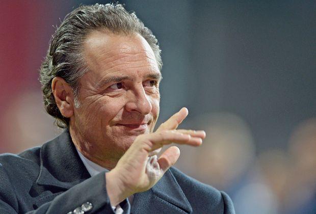 
                <strong>Italien</strong><br>
                Cesare Prandelli hatte mit der "Squadra Azzurra" in der Qualifikation kaum Probleme. Die dürften aber jetzt in der "Hammergruppe" auftreten, denn mit Uruguay, Costa Rica und den Engländern ist nicht zu scherzen.
              