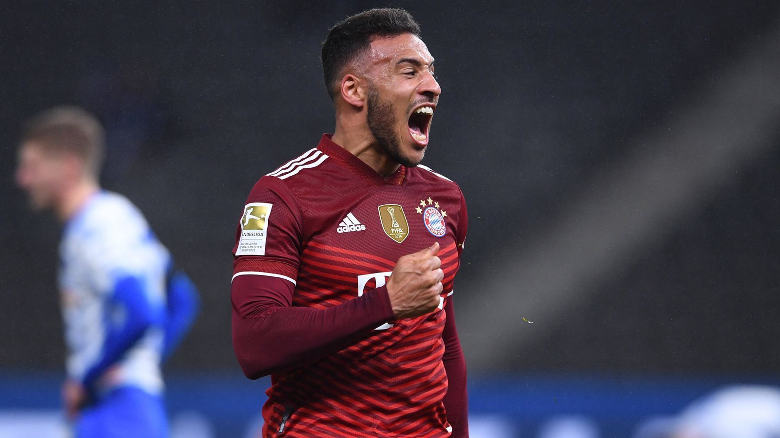 
                <strong>Corentin Tolisso</strong><br>
                Hat Pech, als er in der zweiten Minute volley sehenswert trifft, dabei aber minimal im Abseits steht. Ist dann in der 25. Minute per Flugkopfball zur Stelle. Bestätigt seine starke Form. Verpasst es, in der 33. Minute in aussichtsreicher Position nachzulegen. Ist über weite Strecken ein Aktivposten im Bayern-Spiel. Wird in der 69. Minute ausgewechselt. ran-Note: 2
              