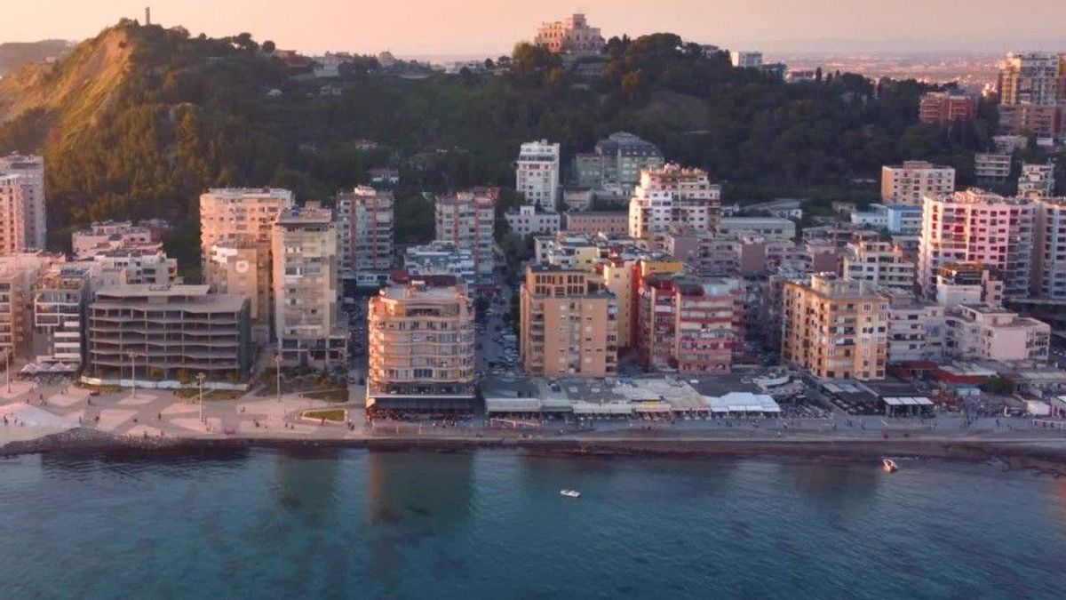 Ein frühes Beben nahe der Adriaküste in Albanien