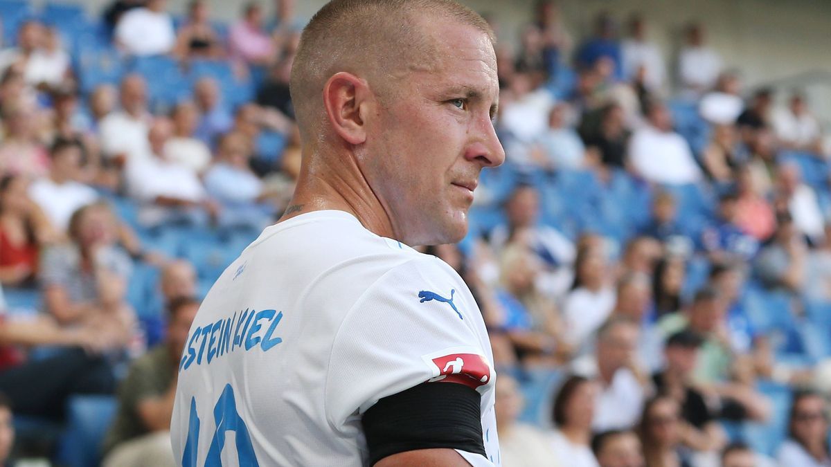 24.08.2024, xtvx, Fussball 1.Bundesliga, TSG 1899 Hoffenheim - Holstein Kiel emspor, v.l. Lewis Holtby (Holstein Kiel) Portrait (DFL DFB REGULATIONS PROHIBIT ANY USE OF PHOTOGRAPHS as IMAGE SEQUENC...