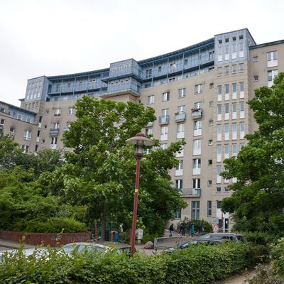 Berlin: Blick auf ein Wohnhaus in der Ortolfstraße in Altglienicke