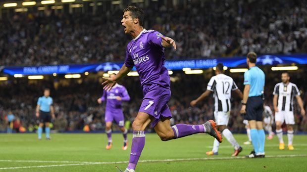 
                <strong>Cristiano Ronaldo (Real Madrid)</strong><br>
                1. Platz: Cristiano Ronaldo (Real Madrid) - Ablösesumme 1 Milliarde Euro (Quelle: Goal.com)
              