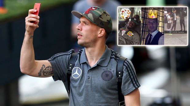 
                <strong>Snapchat-Geschichte des Lukas Podolski</strong><br>
                Lukas Podolski entdeckt Snapchat! Der deutsche Nationalspieler hält mit der App seine Follower auf dem Laufenden. ran.de hat die besten Snaps zusammengetragen.
              