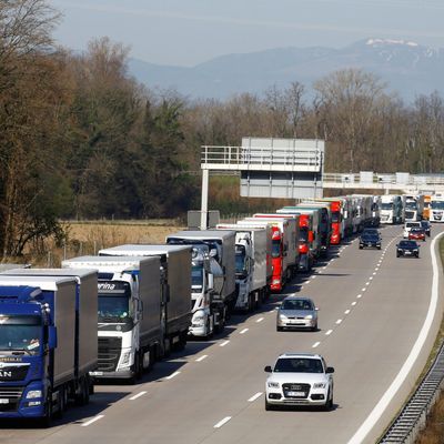 Die Lkw-Maut auf Bundesstraßen und Autobahnen wird ausgeweitet
