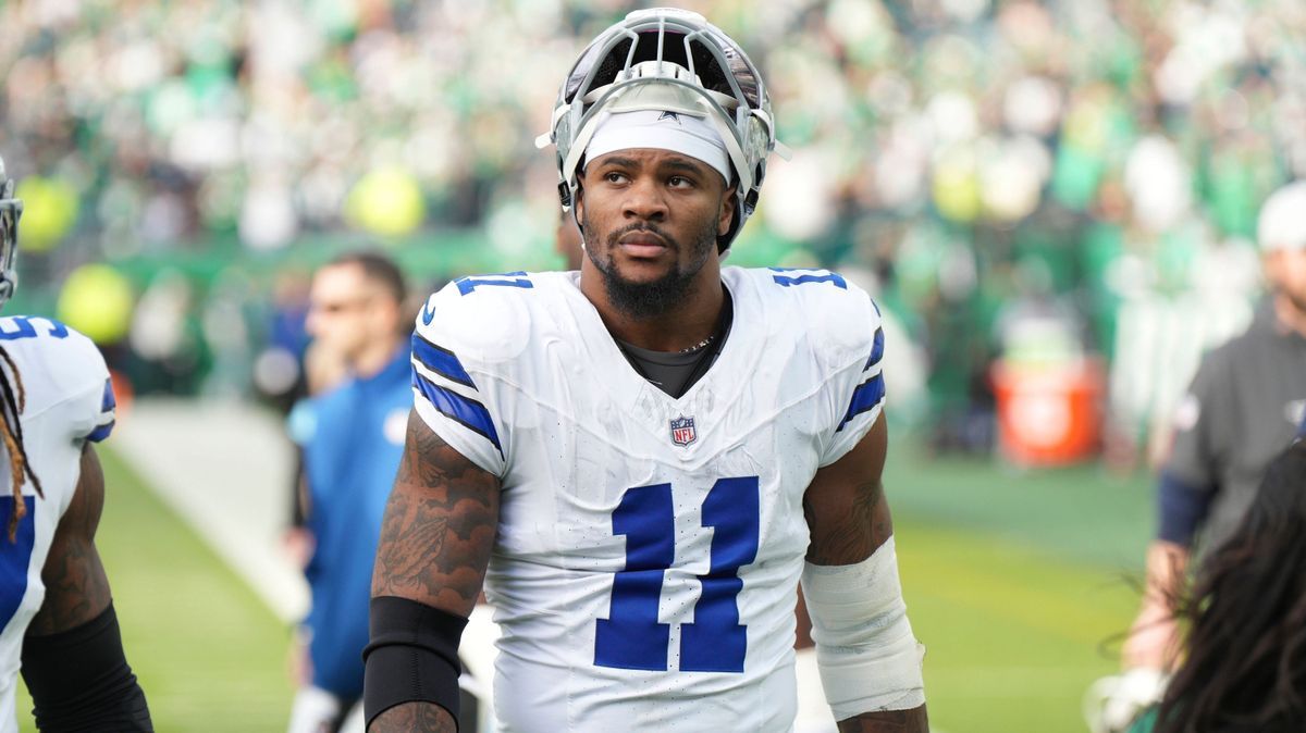 PHILADELPHIA, PA - DECEMBER 29: Dallas Cowboys linebacker Micah Parsons (11) looks on during the game between the Philadelphia Eagles and the Dallas Cowboys on December 29, 2024 at Lincoln Financia...