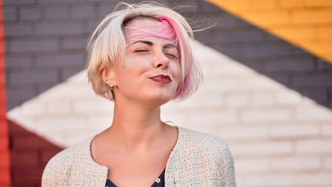 Angesagte Kurzhaarschnitte für Frauen: Von Long Pixie bis hin zu Blunt Bob – lasst euch inspirieren von den Trendfrisuren für 2022.