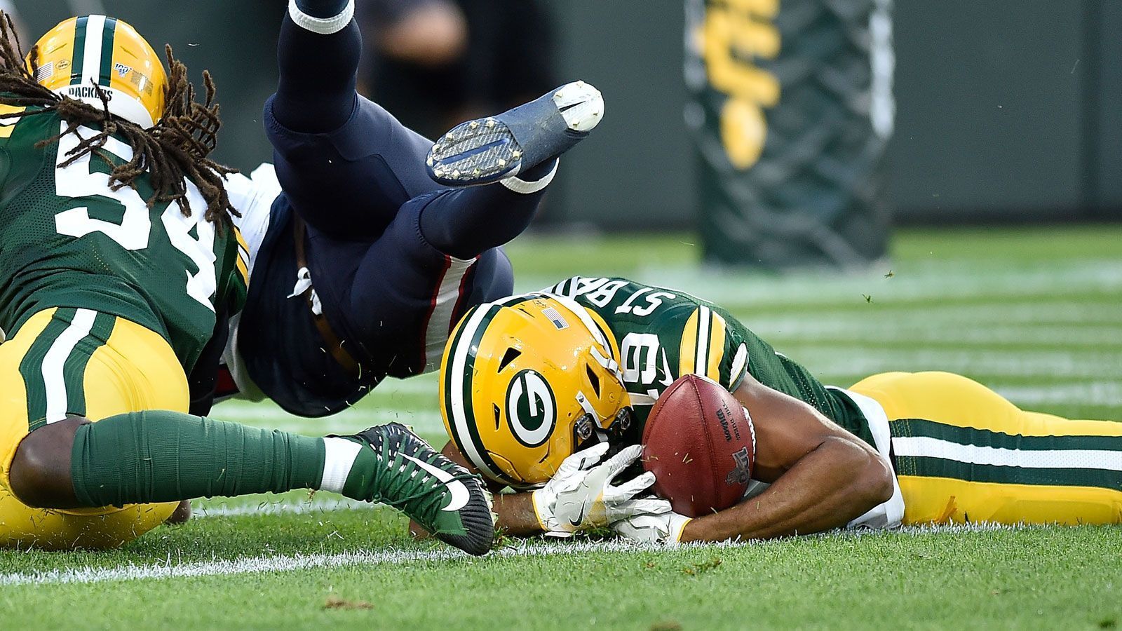 
                <strong> Equanimeous St. Brown (Green Bay Packers)</strong><br>
                Der Wide Receiver der Packers hatte sich im Preaseason-Game gegen Oakland am Knöchel verletzt und wird in dieser Saison kein Spiel machen. "EQ" wurde von Green Bay auf die Injured Reserve List gesetzt. 
              