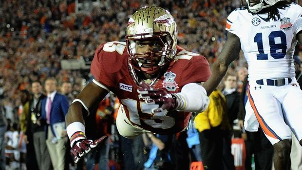 
                <strong>2. Jalen Ramsey</strong><br>
                2. Jalen Ramsey (Florida State) - Egal ob Cornerback oder Safety, Jalen Ramsey beherrscht beide Position wie im Schlaf. Besonders gegen körperlich stärkere Gegenspieler konnte er in dieser Saison überzeugen. Zwar besticht er nicht durch seine Interceptions, dafür aber im Hinblick auf Broken-Up-Passes.
              