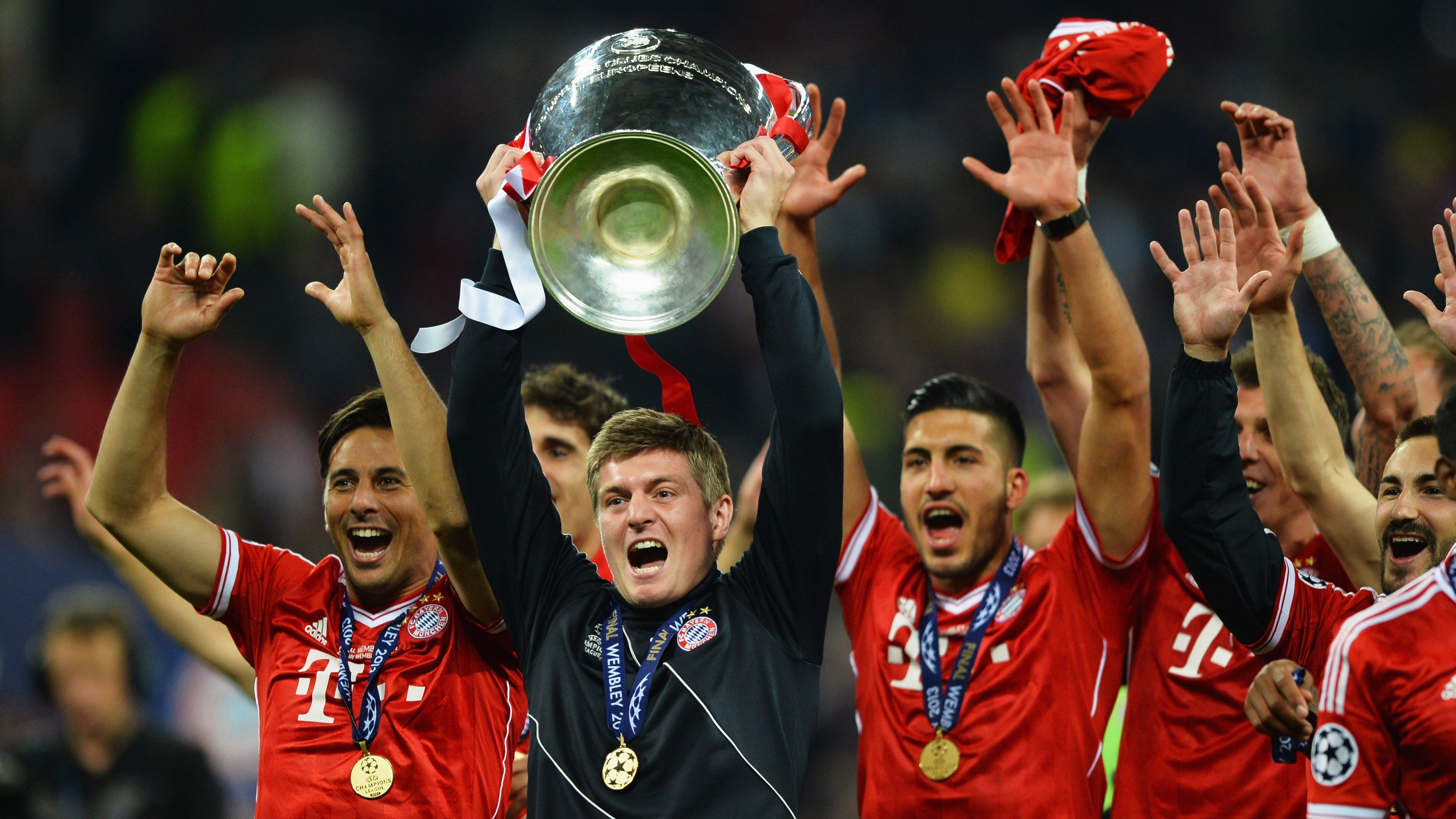 <strong>Bereits bei Bayern Titel ohne Ende</strong><br>Für die Bayern absolviert der Spielmacher 205 Profispiele. Mit dem Rekordmeister gewinnt er 2013 die Champions League, drei Meistertitel und drei Mal den DFB-Pokal. Hinzu kommen ein deutscher sowie ein europäischer Superpokal und eine Fifa Klub-WM.