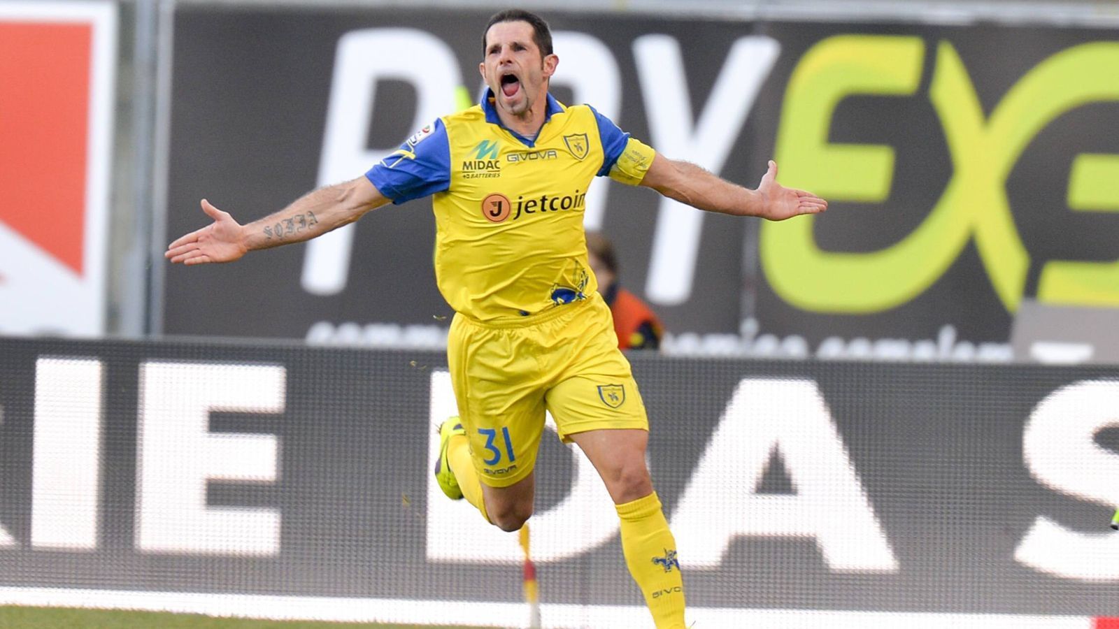 
                <strong>Platz 3: Sergio Pellissier</strong><br>
                Verein: Chievo VeronaAlter: 39 Jahre, 9 Monate und 15 Tage
              