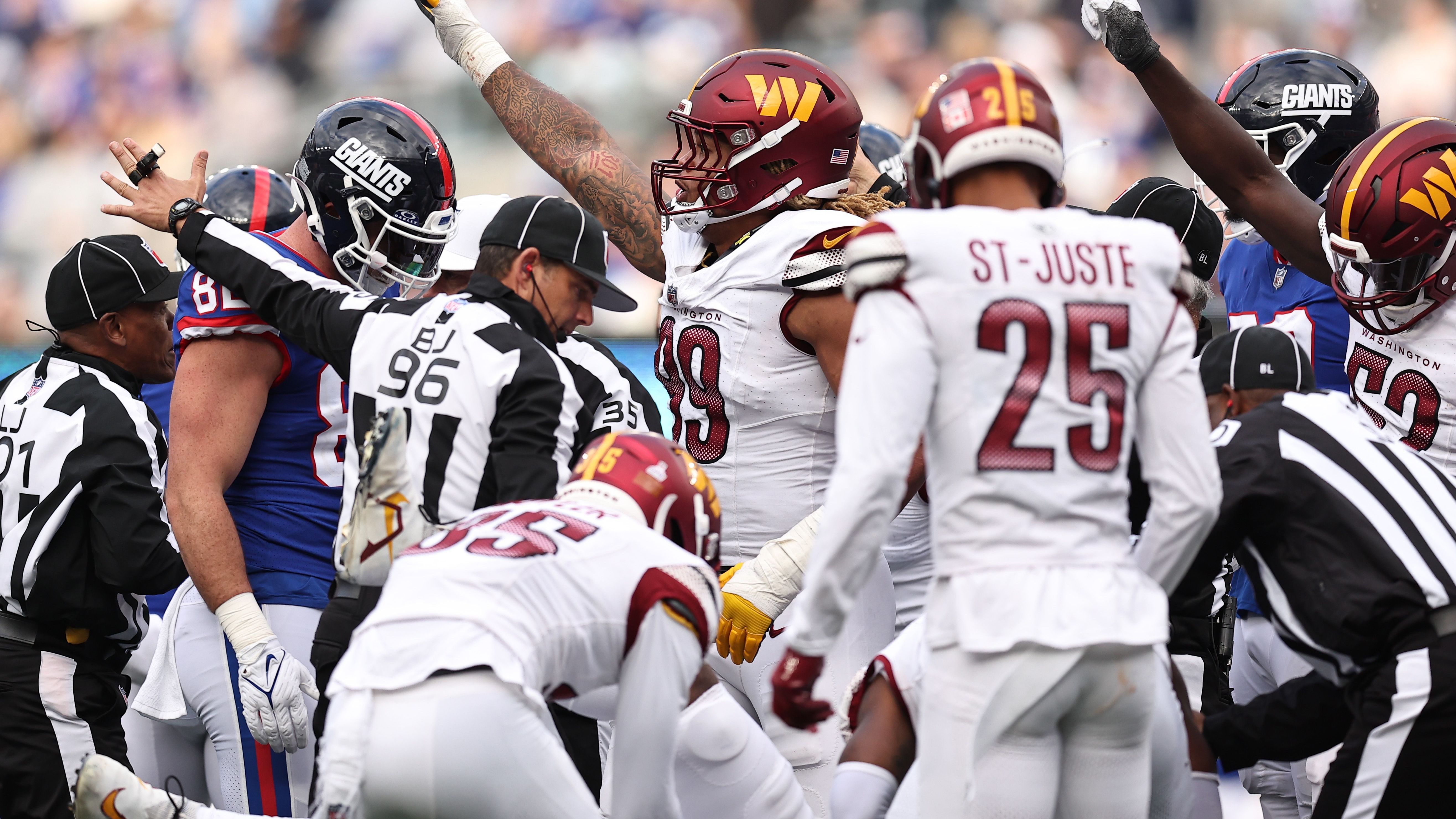 <strong>Washington Commanders<br></strong>Altersdurchschnitt: 25,8 Jahre<br>Jüngster Spieler: Ricky Stromberg (22)<br>Ältester Spieler: Logan Thomas (32)