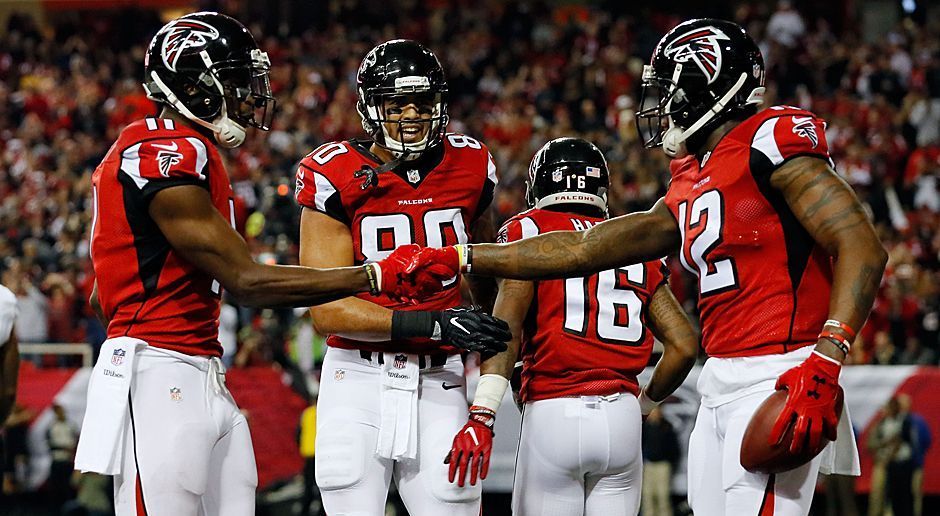 
                <strong>Platz 5: Atlanta Falcons</strong><br>
                Das Team aus Georgia ist extrem von der Form von MVP-Kandidat Matt Ryan abhängig. Zuletzt zeigte der Quarterback sehr viel Licht - aber eben auch ein klein wenig Schatten. Gegen die überragende Defense der Seahawks darf sich der viermalige Pro Bowler keine Fehler leisten und benötigt Julio Jones und Devonta Freeman in Topform. Immerhin gehen die Falcons ausgeruht in die Neuauflage des Duells von Week 6, als sich Seattle mit 26:24 behauptete - trotz drei Touchdown-Pässen von Ryan.
              