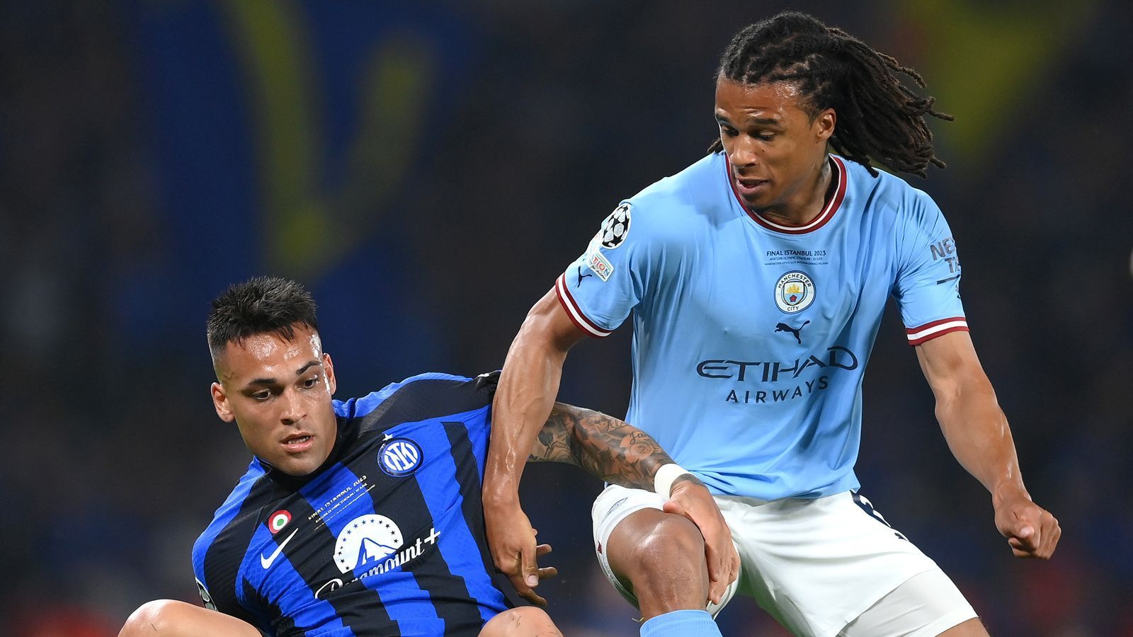 
                <strong>Nathan Ake (Manchester City)</strong><br>
                Aktiver als Akanji auf der anderen Seite, dafür aber fehleranfälliger. Erlaubt sich defensiv immer wieder Patzer, die seine Mitspieler ausbaden dürfen. ran-Note: 4
              