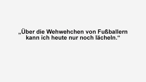 
                <strong>Tim Wiese</strong><br>
                Wiese auf die Frage, ob er jetzt als Wrestler anders über die Schmerzempfindlichkeit von Fußballern nachdenkt. 
              