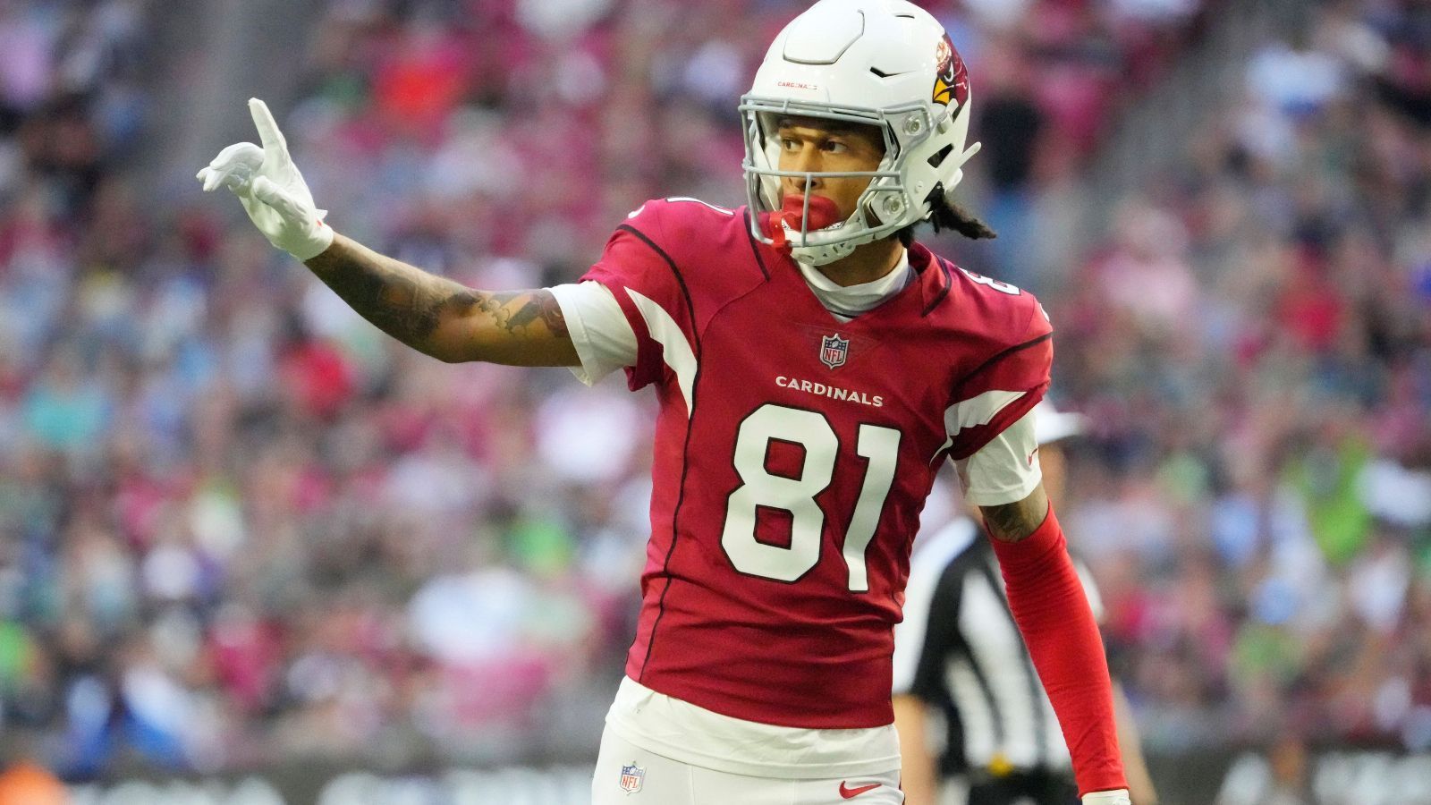 
                <strong>Tennessee Titans: WR Chosen Robbie Anderson</strong><br>
                Die Ehe zwischen Chosen Robbie Anderson und den Arizona Cardinals war ein Fehlschlag, da waren sich alle Beteiligten relativ einig. Einen Neuanfang könnte es bei den Tennessee Titans geben, bei denen aktuell jeder auf dem Prüfstand zu stehen scheint. Anderson ist einer der wenigen hochkarätigen Free Agent Receiver und könnte in Nashville in seinen zweiten Frühling starten.
              