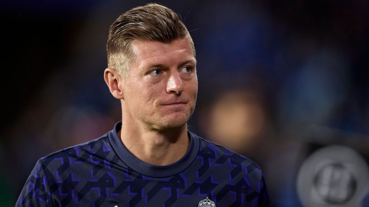 Real Sociedad v Real Madrid CF - LaLiga EA Sports Toni Kroos of Real Madrid CF looks on during the LaLiga EA Sports match between Real Sociedad and Real Madrid CF at Reale Arena on April 26, 2024, ...