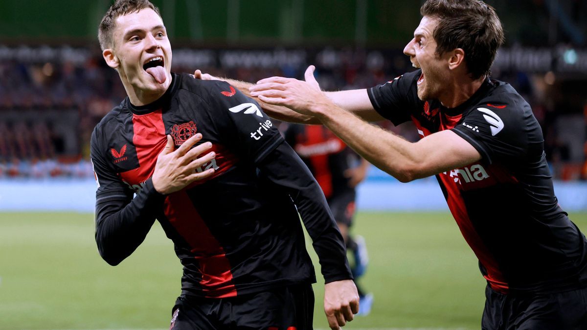 WIRTZ Florian Team Bayer 04 Leverkusen jubelt nach seinem Tor zum 1 : 0 mit HOFMANN Jonas DFL Fussball Bundesliga Saison 2023 - 2024 Spiel Bayer 04 Leverkusen - SC Freiburg am 29.10.2023 in Leverku...