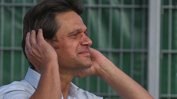 
                <strong>Uwe Fuchs (2002)</strong><br>
                2002 einer der Besten. Er kehrte allerdings inzwischen dem Trainerjob den Rücken, ist in einer Spielerberater-Agentur aber weiter dem Fußball verbunden.
              