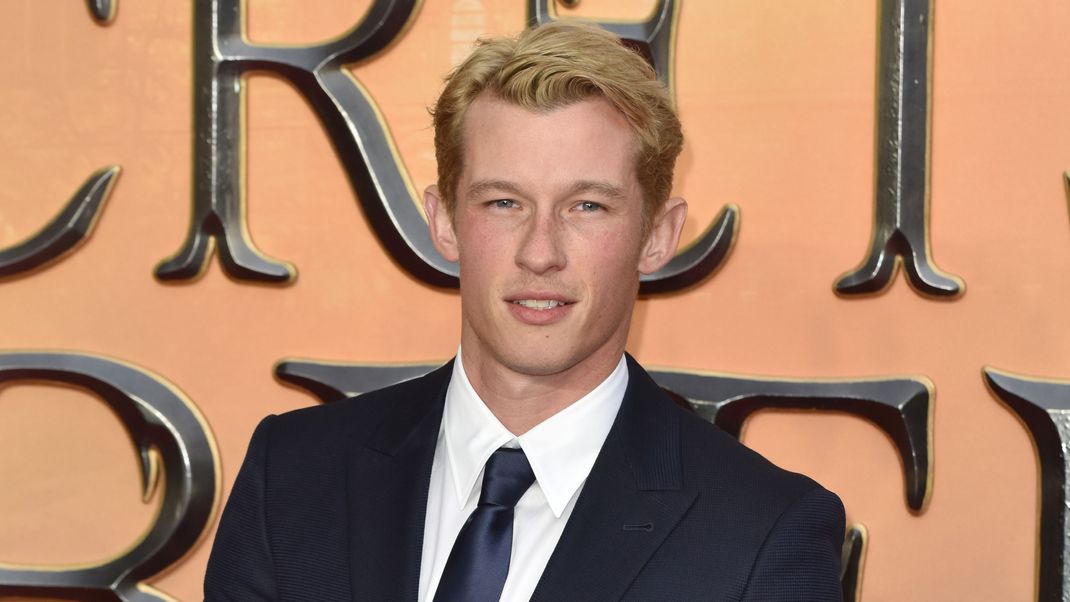 Schauspieler und Model Callum Turner ist vor allem bekannt durch seine Rolle als Theseus Scamander in "Phantastische Tierwesen". Ob der Brite wohl der neue James Bond wird?