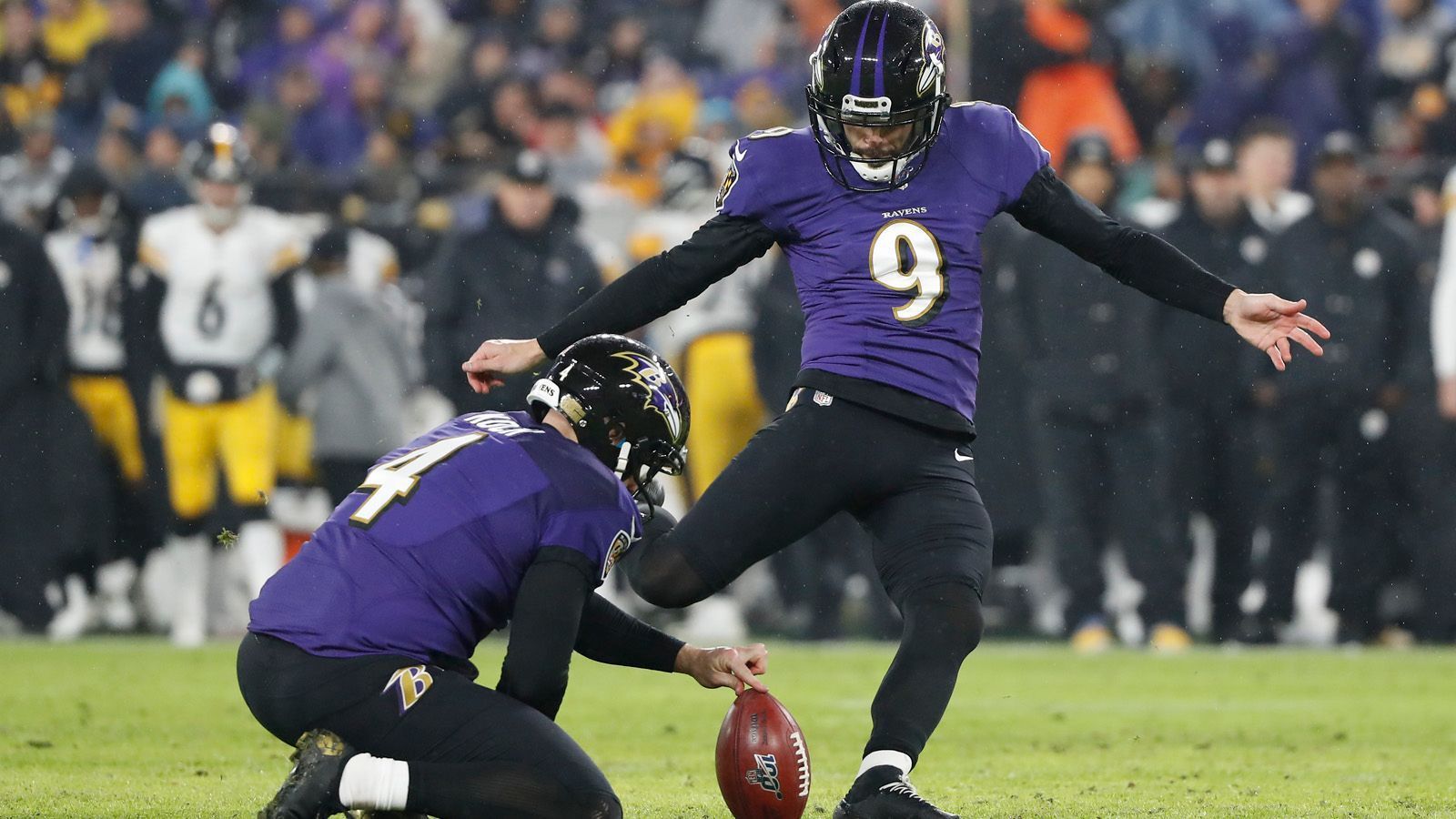 
                <strong>Die meisten verwandelten Points after Touchdown</strong><br>
                Justin Tucker (Kicker der Baltimore Ravens) mit 57  Die komplette Rangliste im Datencenter >>
              