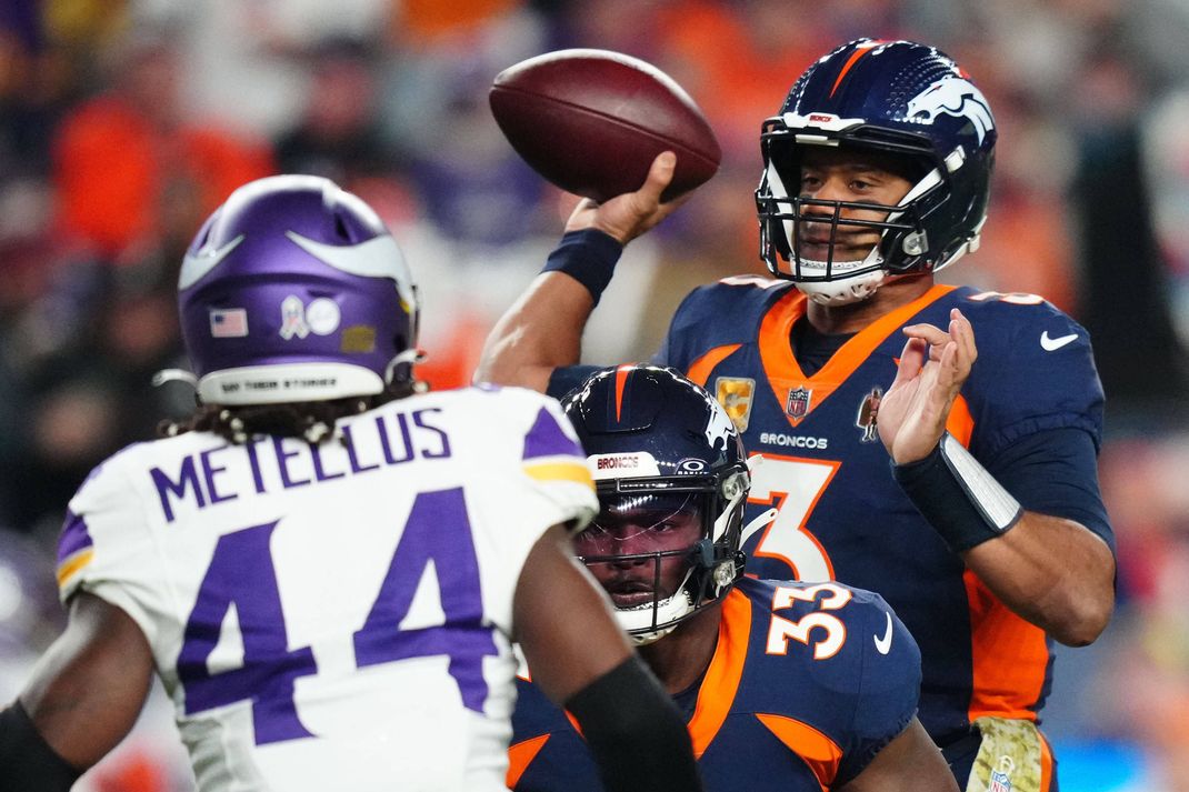 Die Denver Broncos gewinnen knapp gegen die Minnesota Vikings