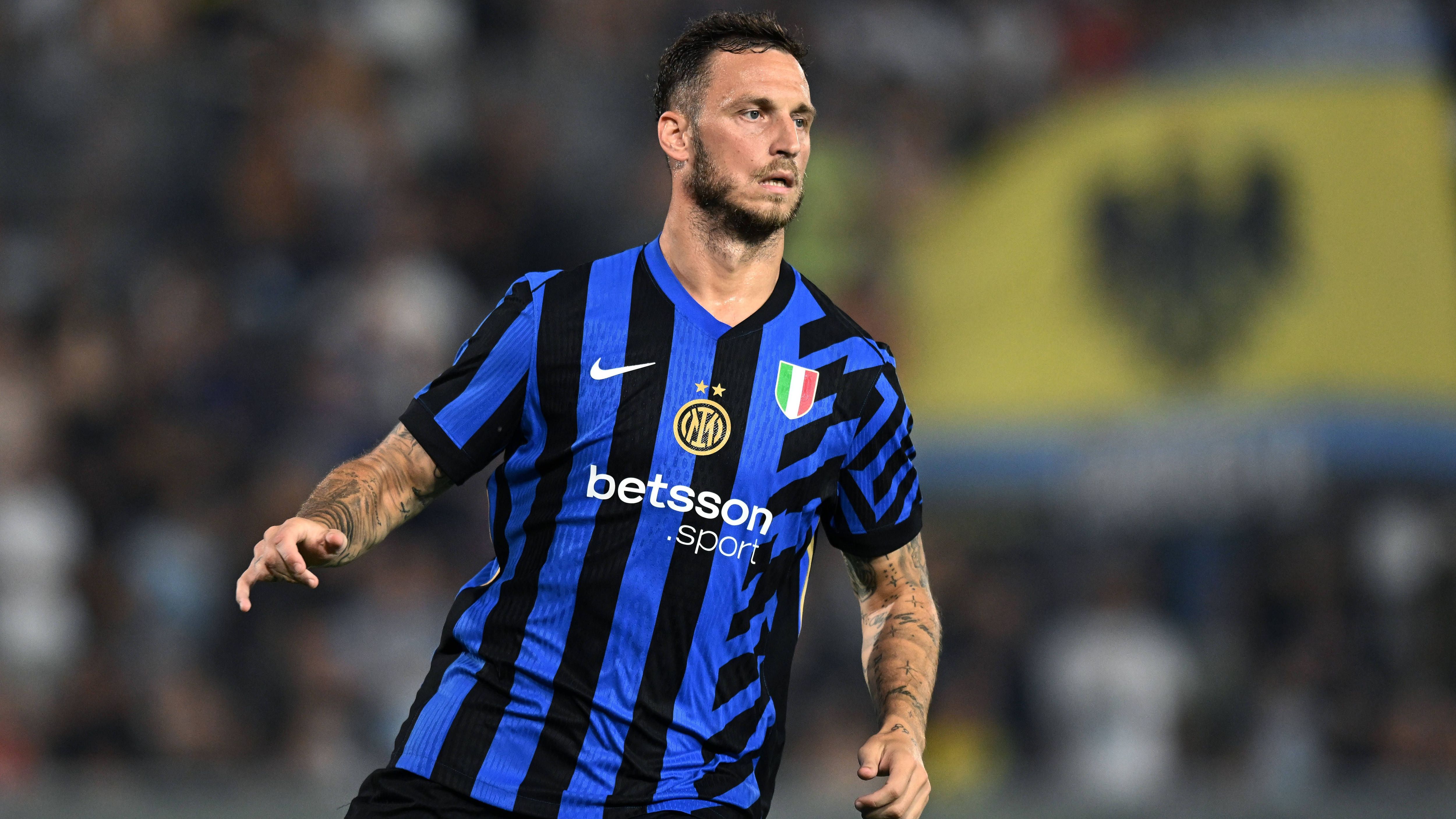 <strong>Inter Mailand&nbsp;(Zugänge)</strong><br>Wie für die "Nerrazurri" üblich, agiert der italienische Meister auch in diesem Jahr wieder äußerst clever auf dem Transfermarkt. In Davide Frattesi und Carlos Augusto angelte man sich zwei absolute Topspieler, die in Mailand den nächsten Schritt in Richtung "internationales Topniveau" machen können - mit Mehdi Taremi und Piotr Zielinski gelangen Inter zudem zwei ablösefreie Coups für die Kaderbreite. Und auch Kult-Kicker Marko Arnautovic ist wieder zurück.