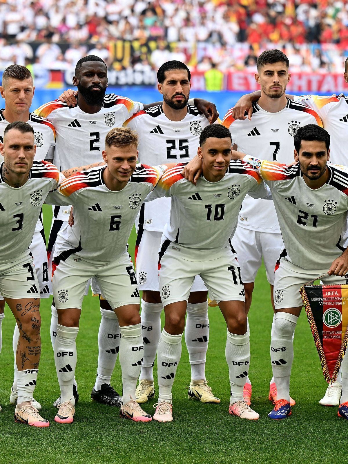 05.07.2024, xscotx, Fussball EM 2024 Viertelfinale, Spanien - Deutschland, emspor, v.l. Manuel Neuer (Deutsche Fussball Nationalmannschaft DFB), David Raum (Deutsche Fussball Nationalmannschaft DFB...